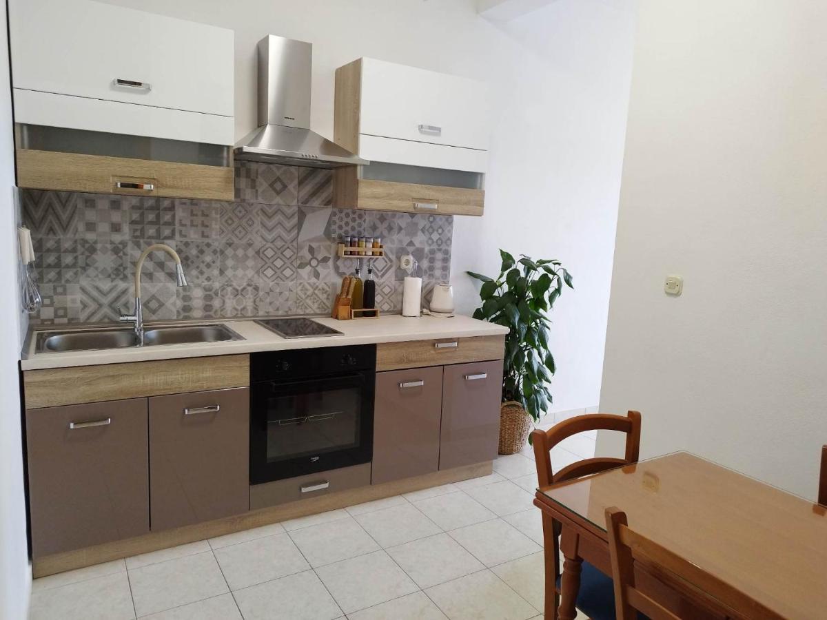 Apartments By The Sea Kastel Stafilic, Kastela - 21087 מראה חיצוני תמונה